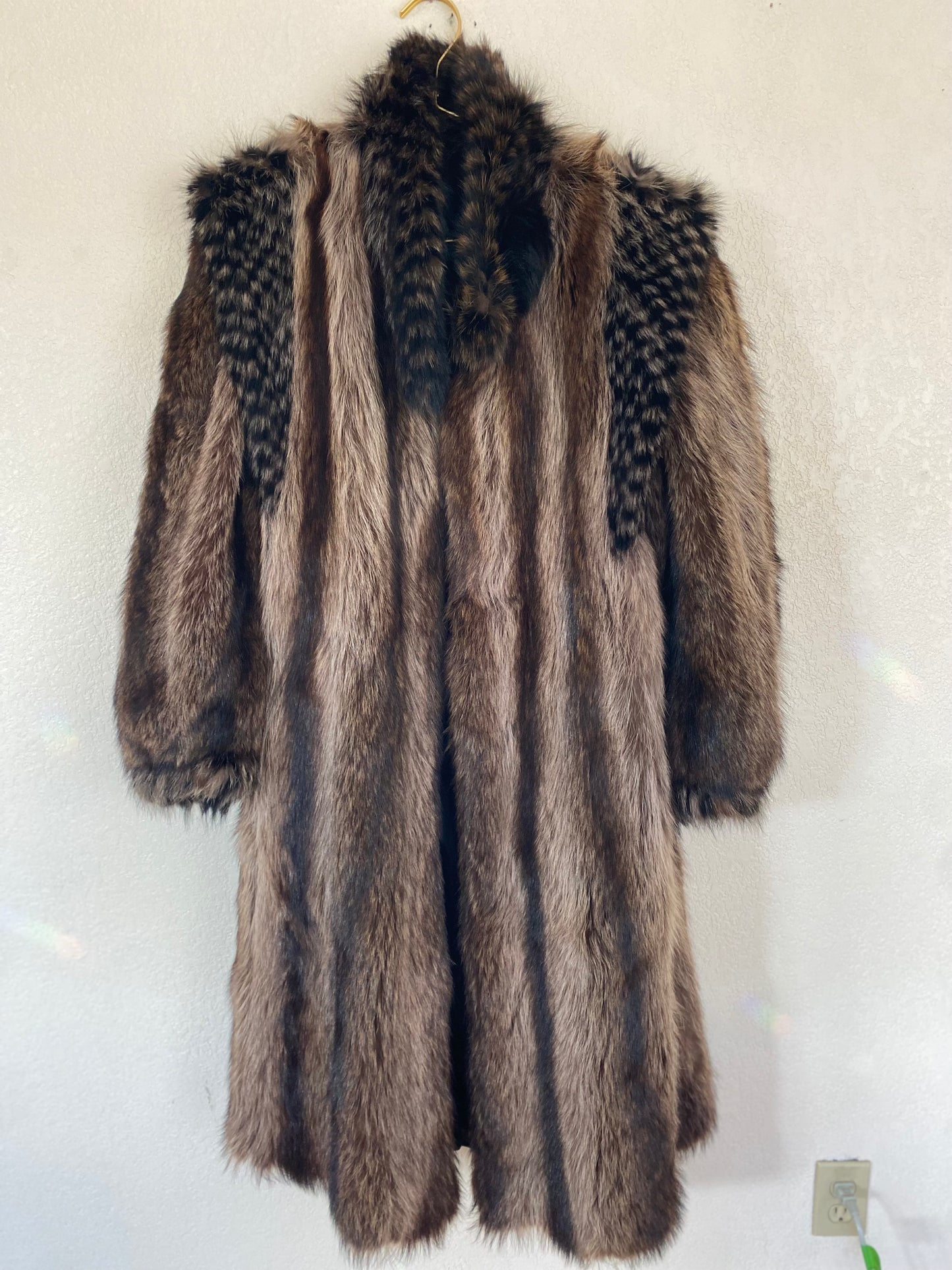 Vintage Fur Coat (693)