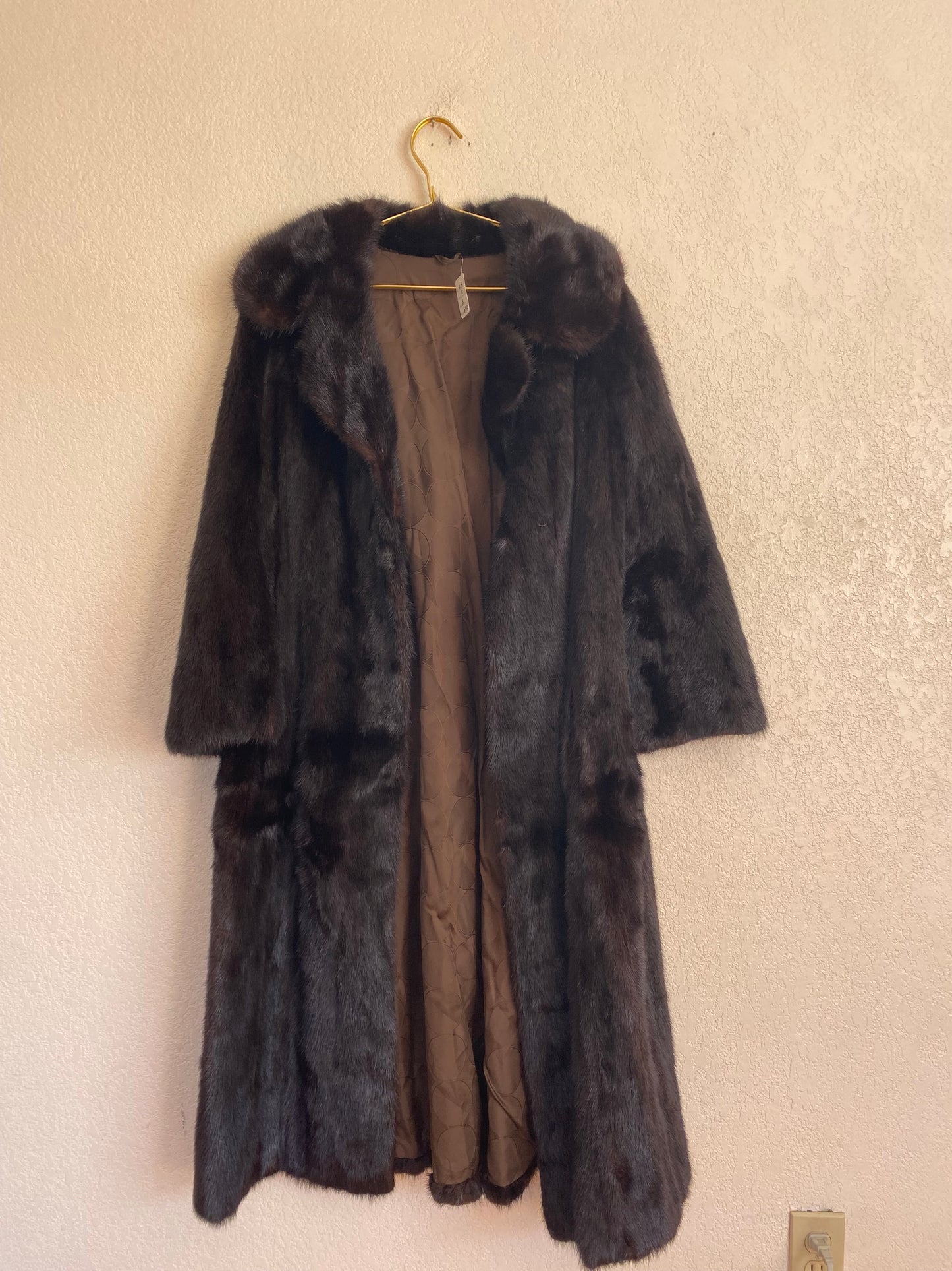 Vintage Black Vintage Mink Fur Coat - Men’s Small, Women’s Medium