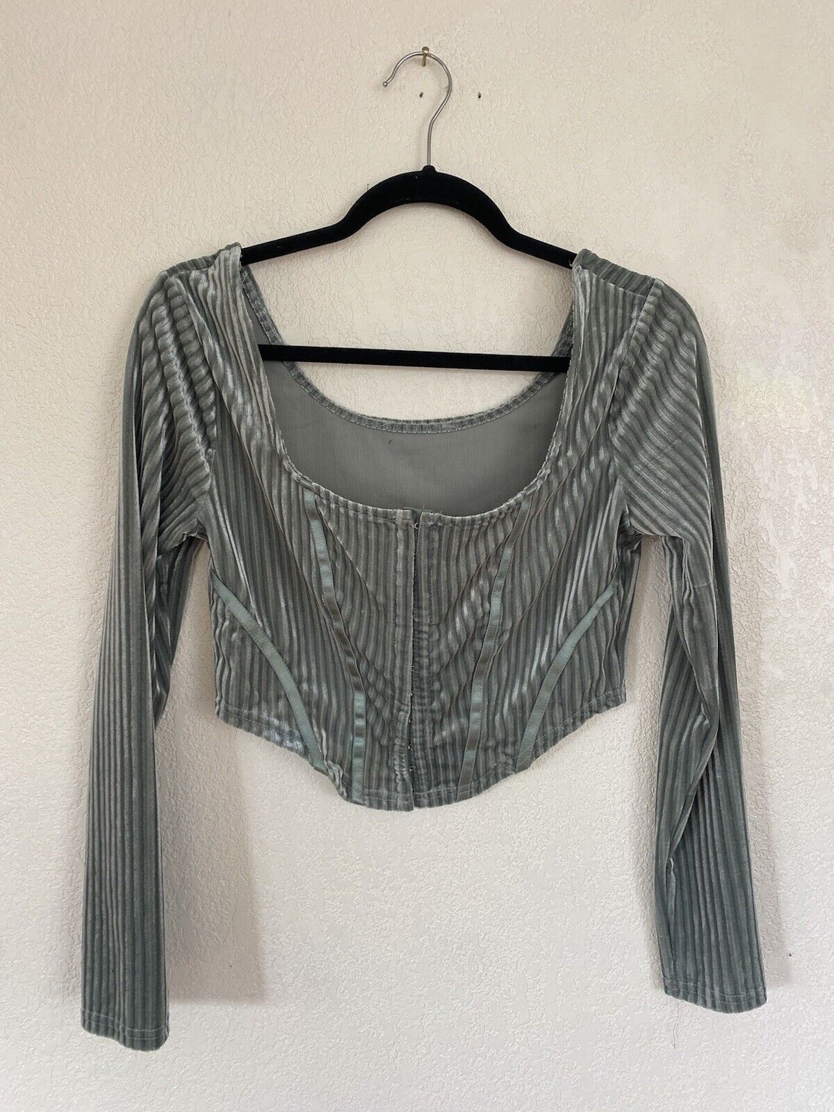 Silver Velvet Long Sleeve Shirt - Unbranded - Women’s Medium # 2640