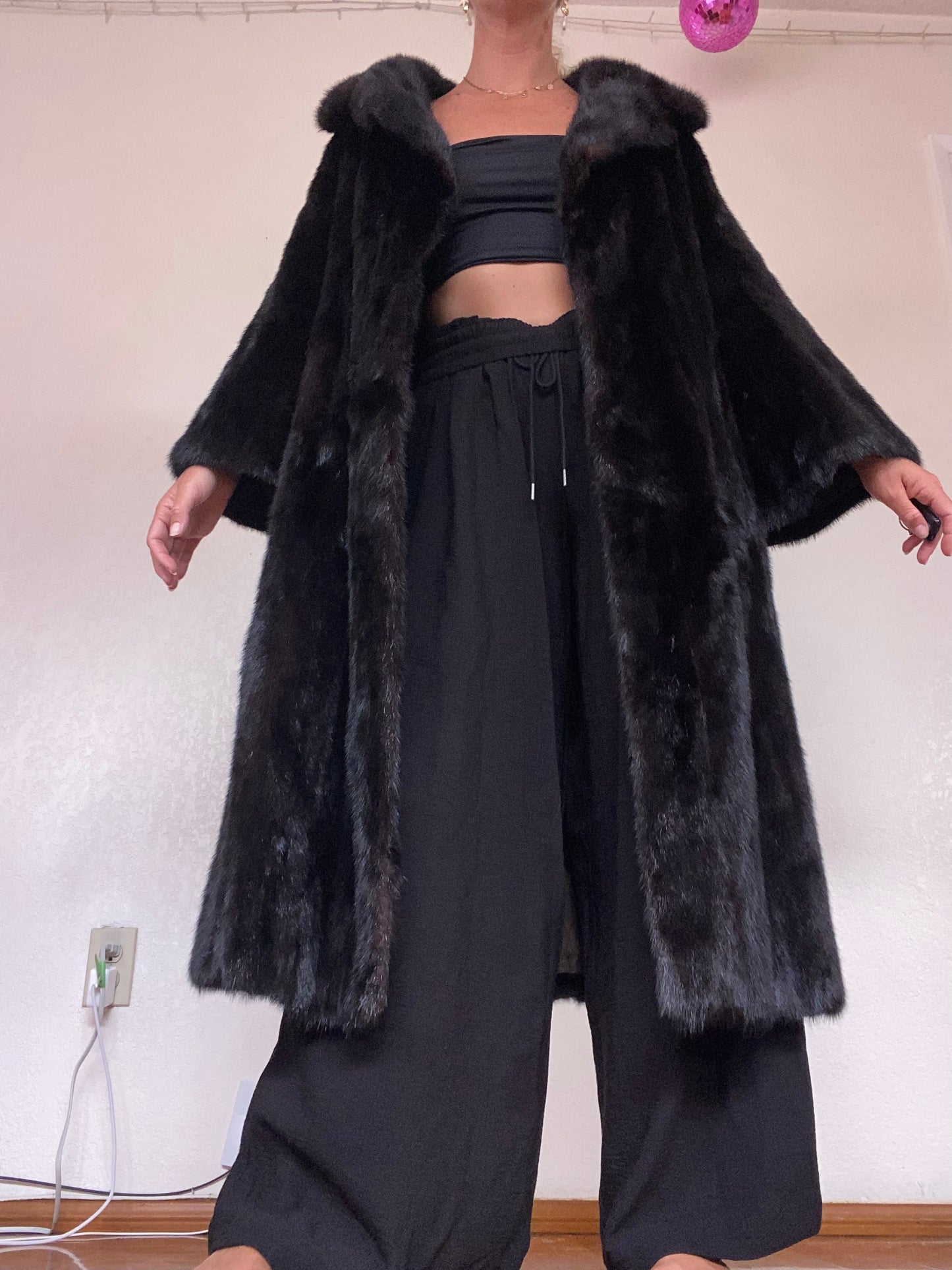 Vintage Black Vintage Mink Fur Coat - Men’s Small, Women’s Medium