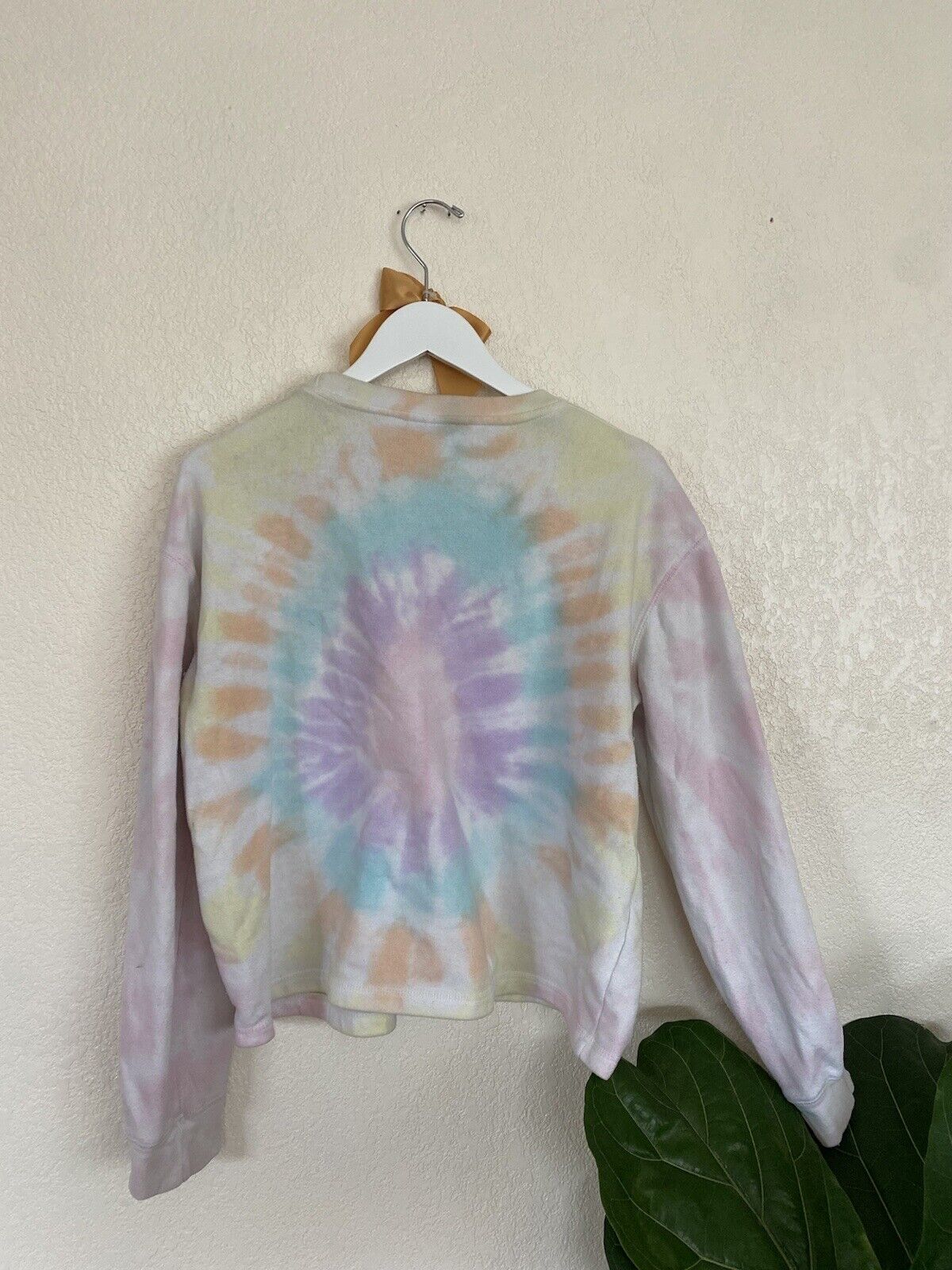 Pastel Tie Dye Crewneck Sweatshirt - Unbranded - Women’s Medium