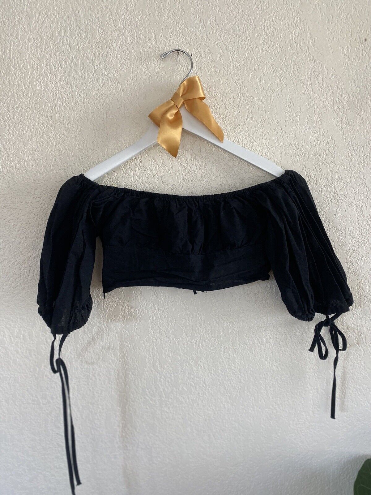 Black Linen Off-The-Shoulder Crop Top - Unbranded - Women's Small