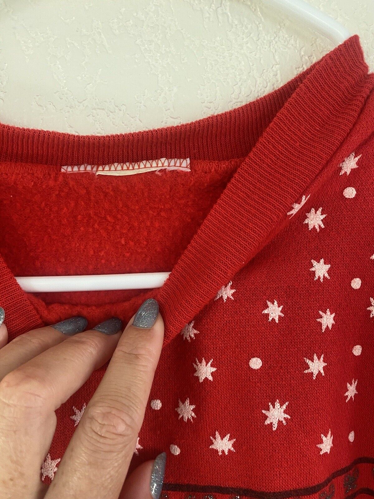 Vintage Red Holiday Sweatshirt - Unbranded - Size Medium # 1955