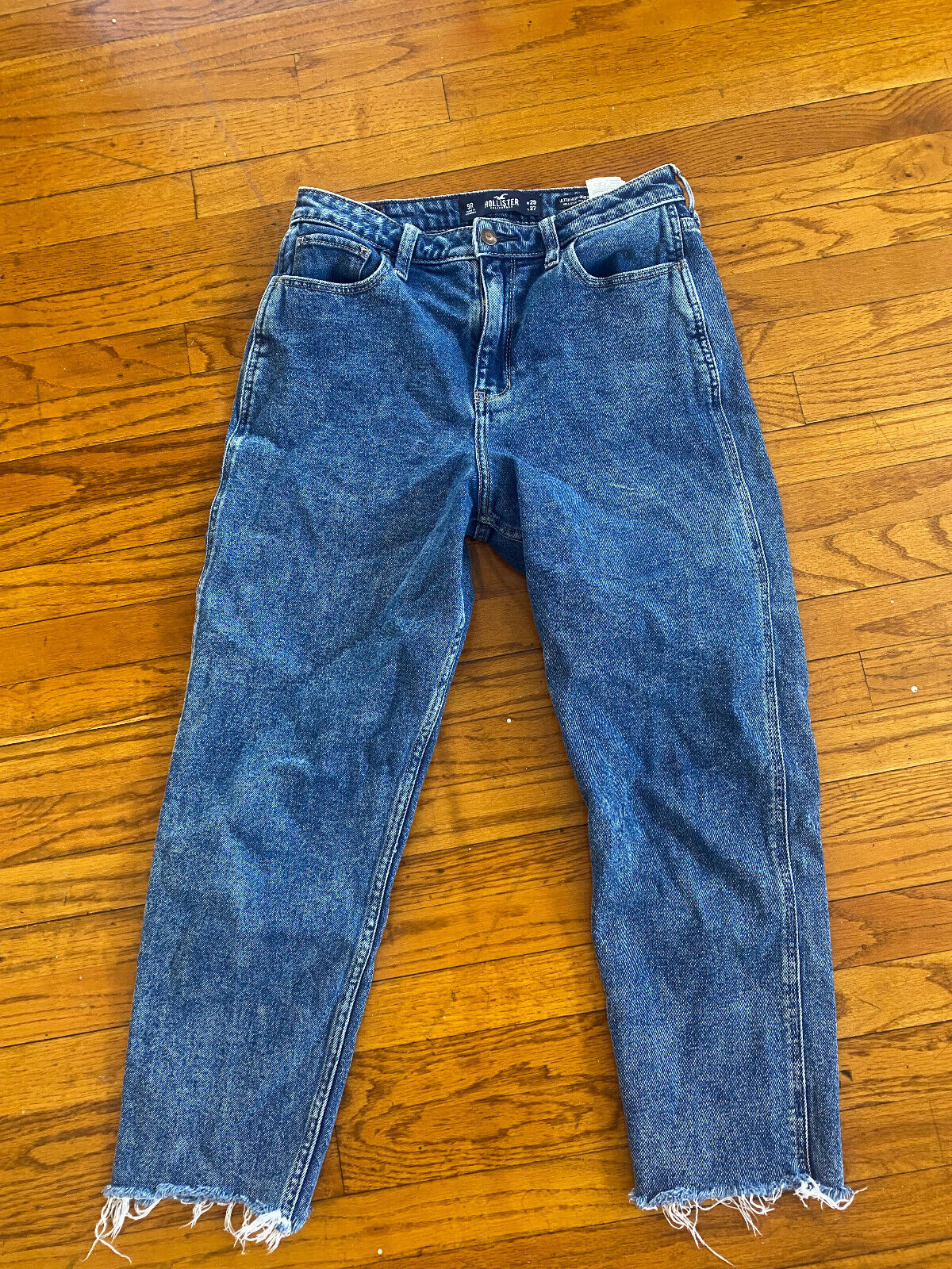 Blue High Rise Mom Jeans - Hollister - Size 29
