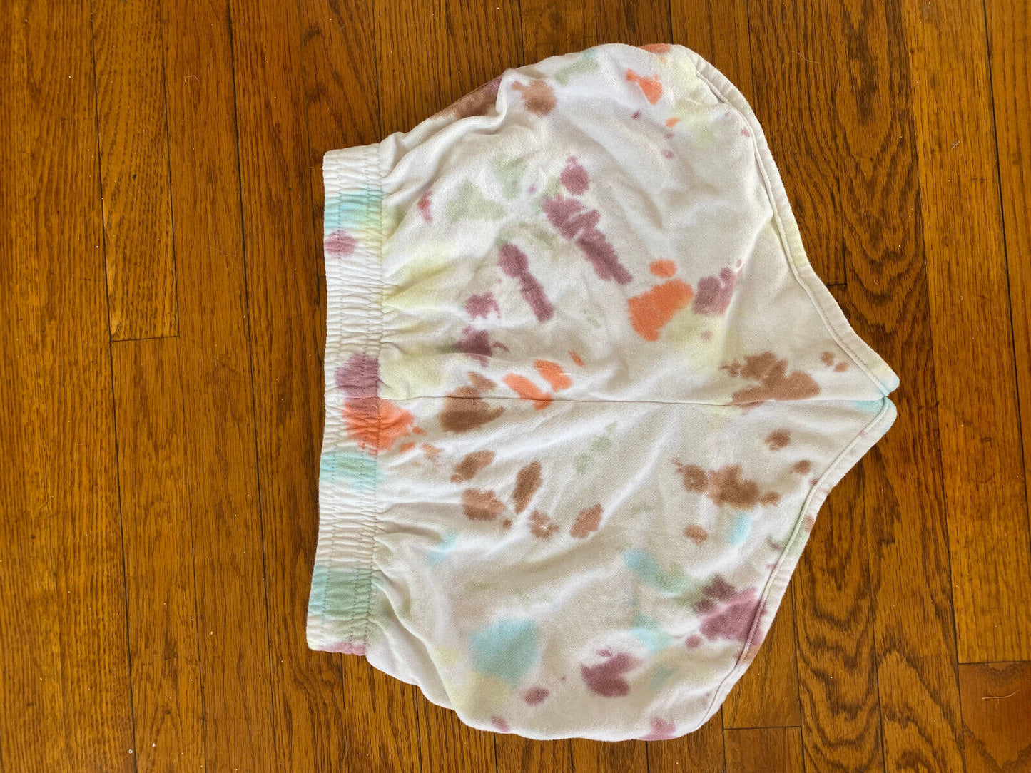 White Tie Dye Dolphin Shorts - Unbranded - Size Small