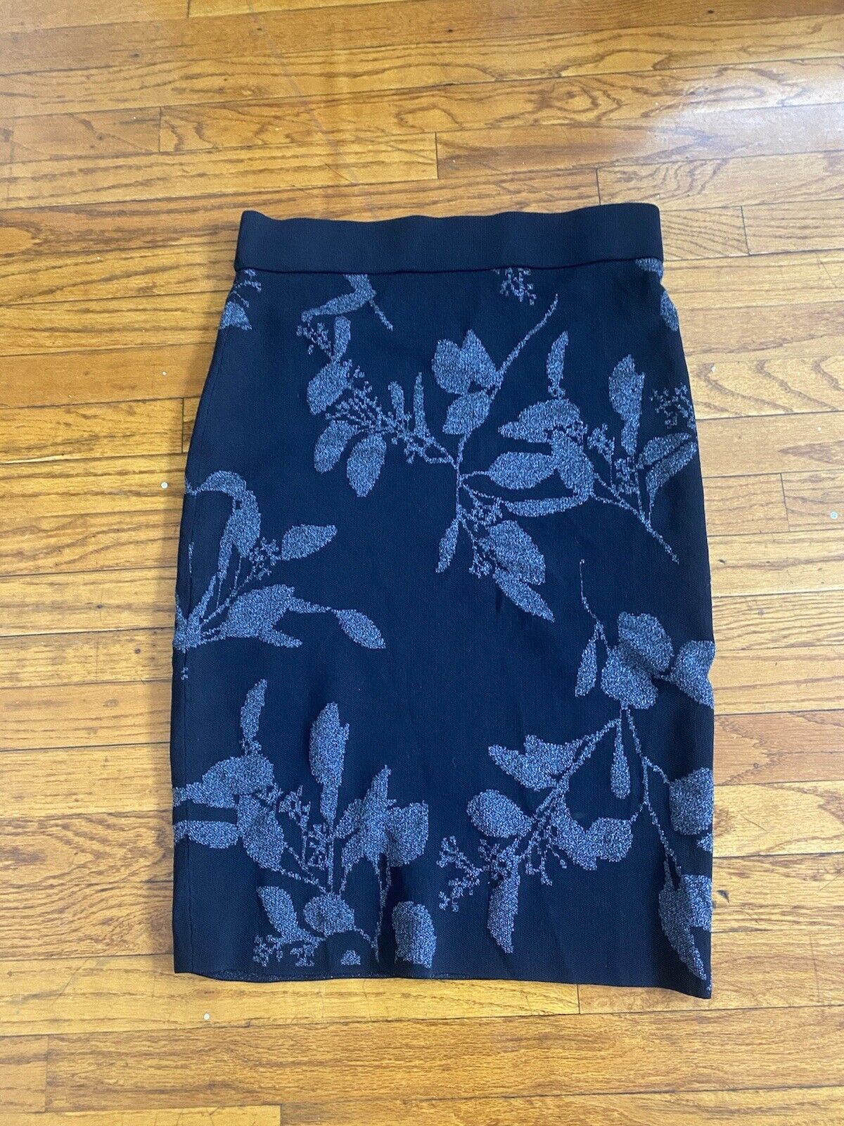 Black Knit Midi Skirt - Unbranded - Women’s Medium