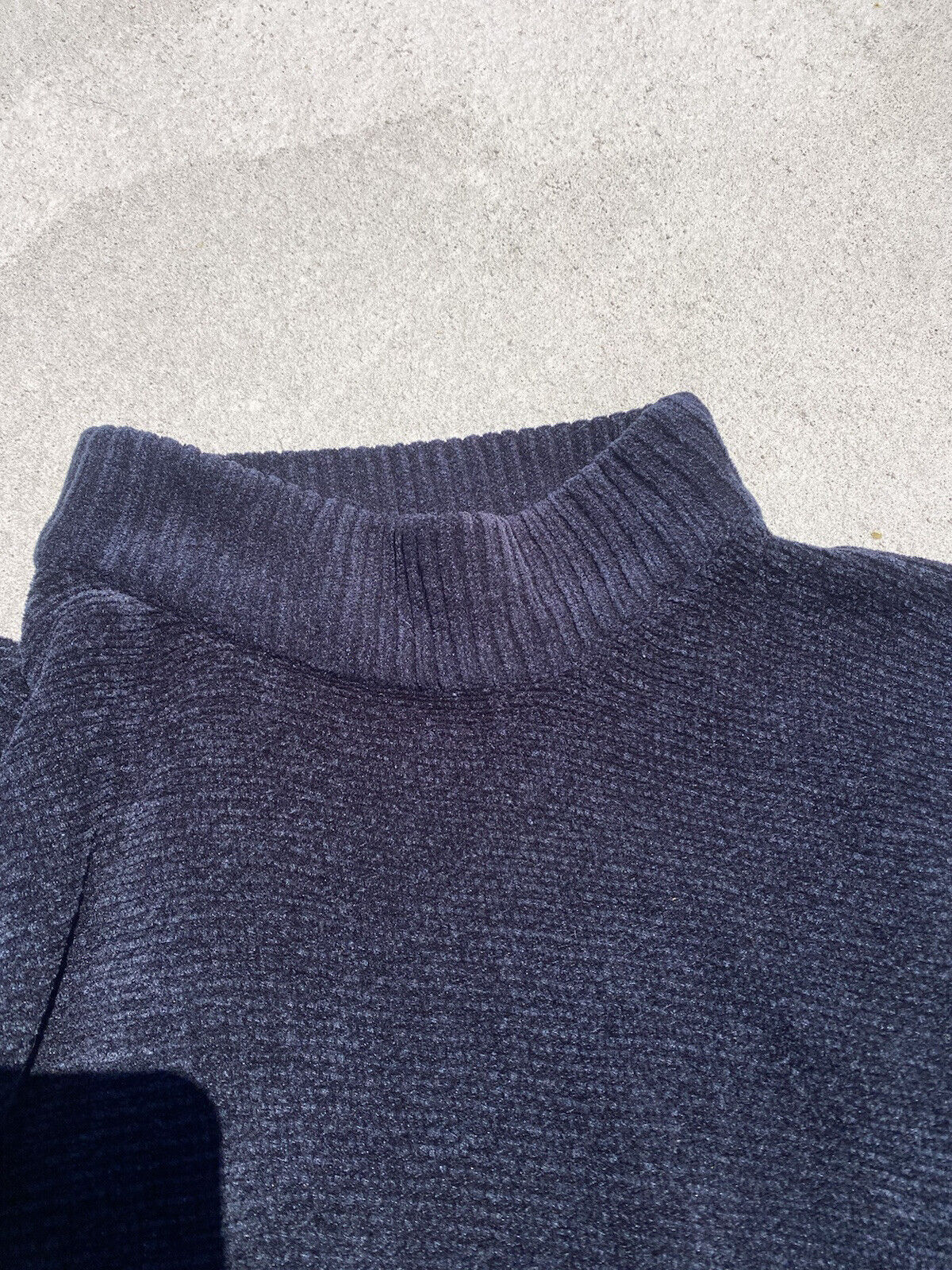 Black Velour Mock Neck Sweater - Unbranded - Women’s Medium