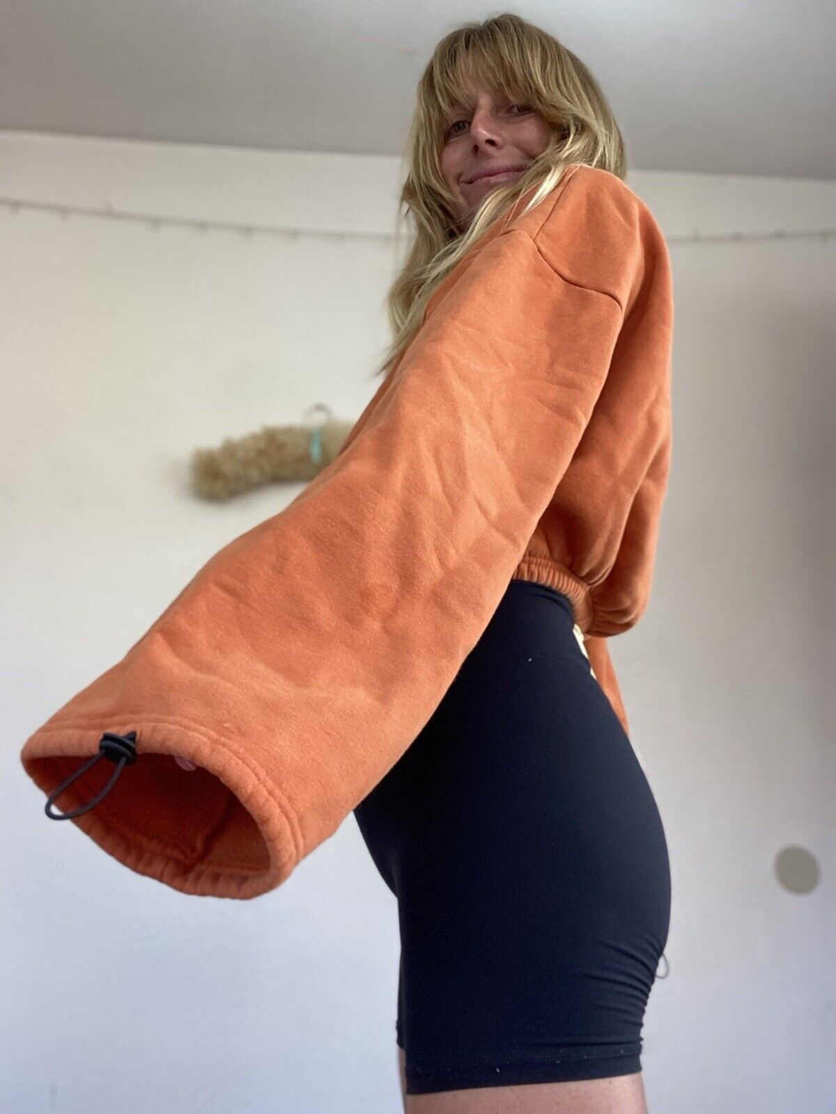 Orange Puffy Sweatshirt - Unbranded - Size Small
