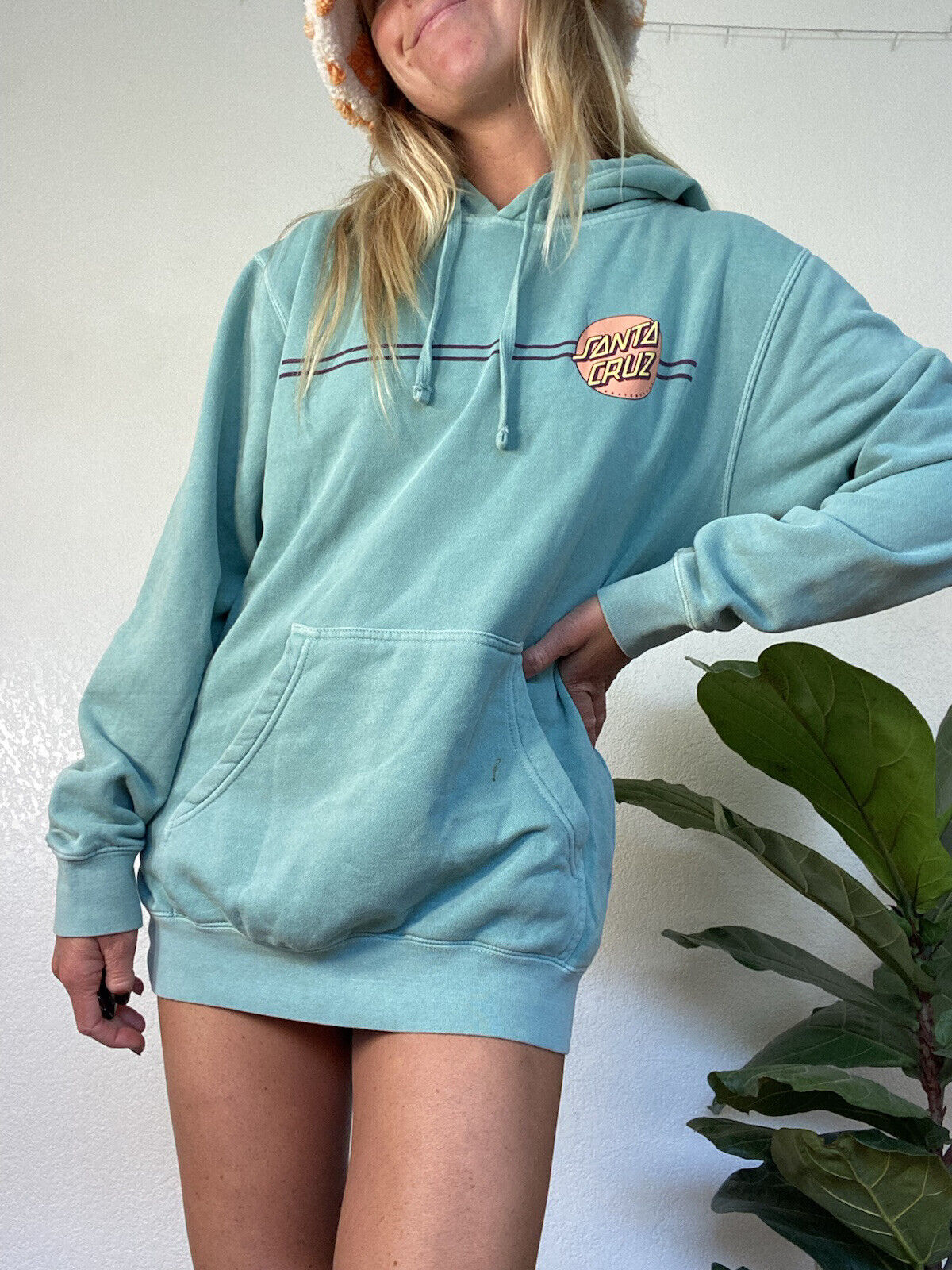 Blue Santa Cruz Sweatshirt - Independent - Adult Small