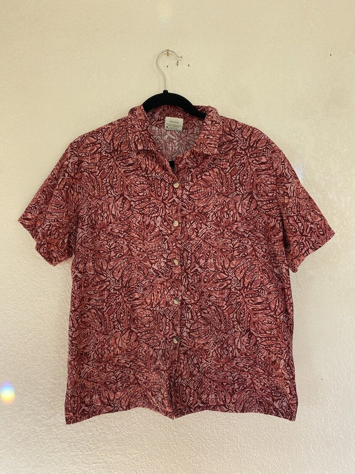 Red Tropical Print Button Up Shirt - Go Barefoot - Women s Large # 2215