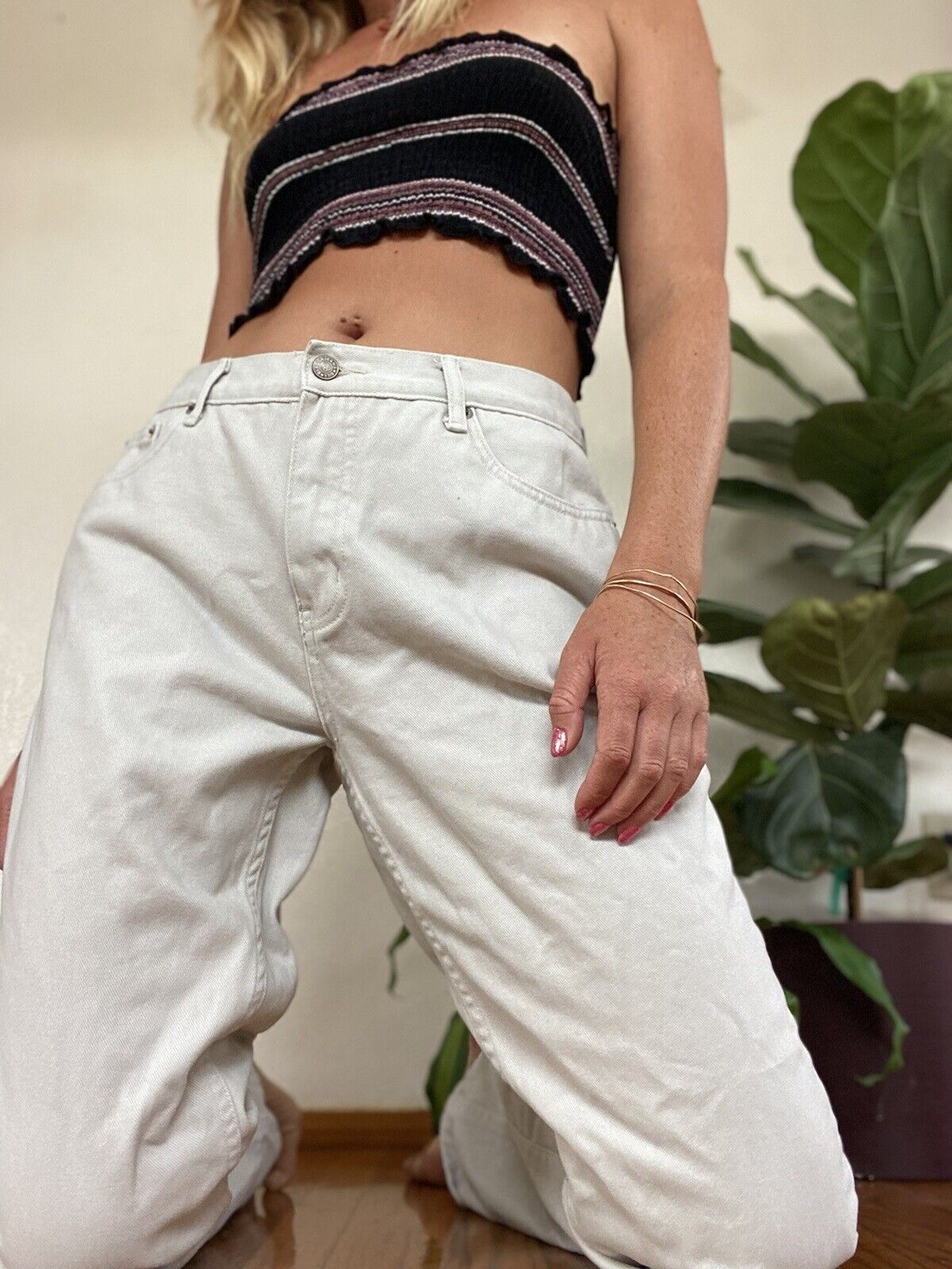 White Bootcut Jeans - Bill Blass Jeans - Size 10