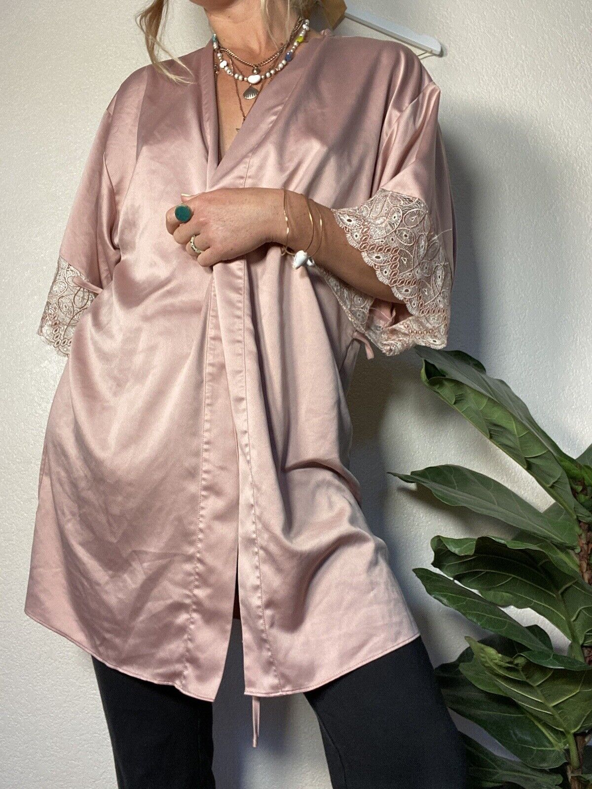 Pink Silky Lace Lounge Robe - Flora Nikrooz - Women's Medium