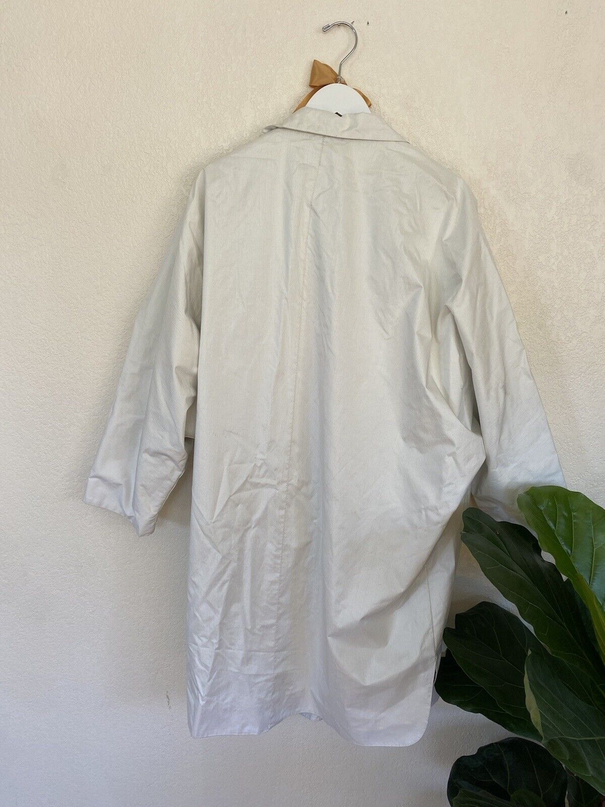 Vintage White Raincoat - RAINGEAR - Adult Medium
